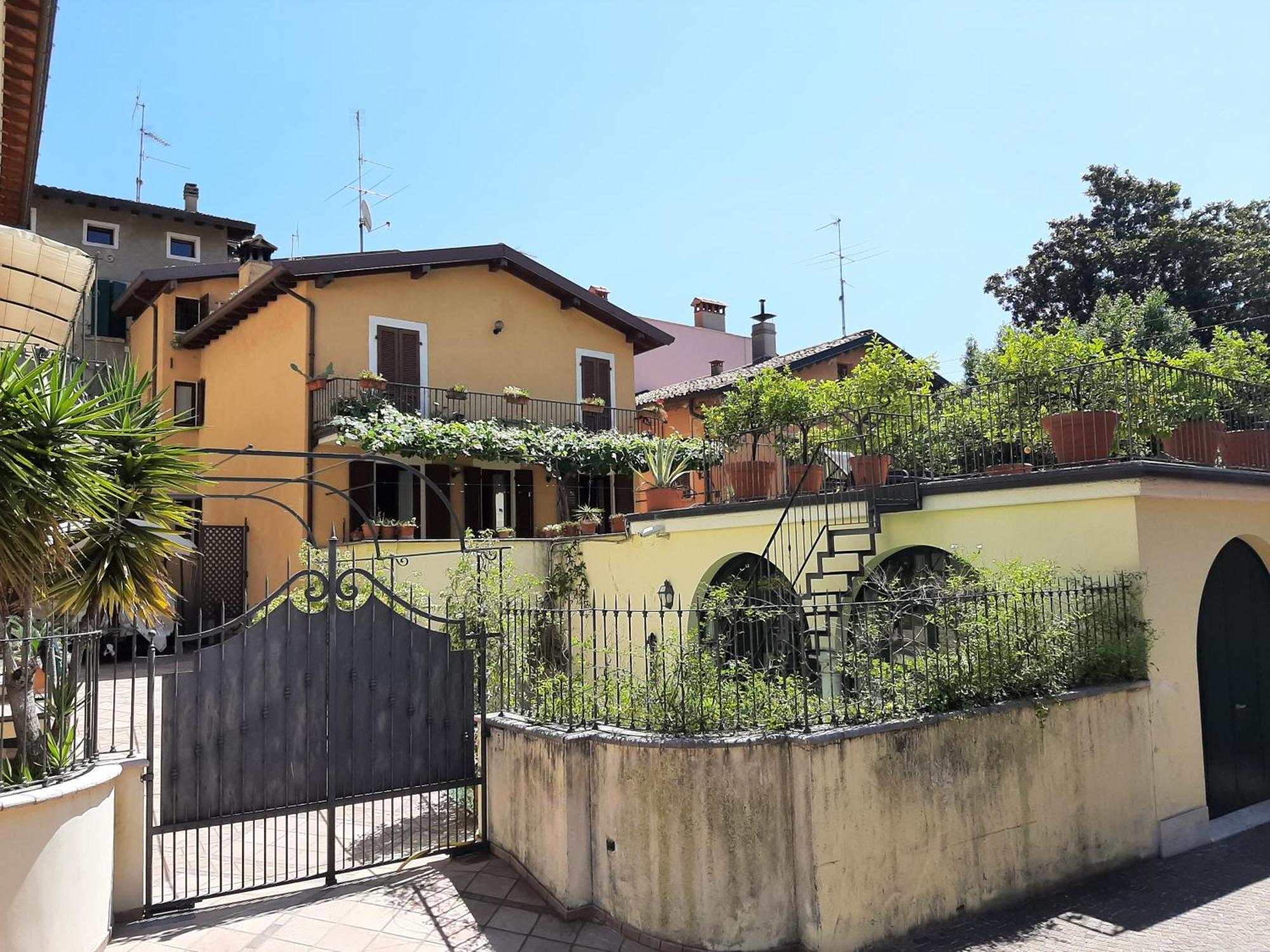 Casa Castel Apartment Гарняно Екстериор снимка